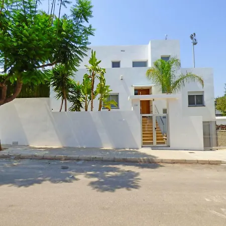 Villa Carol וילה פגו